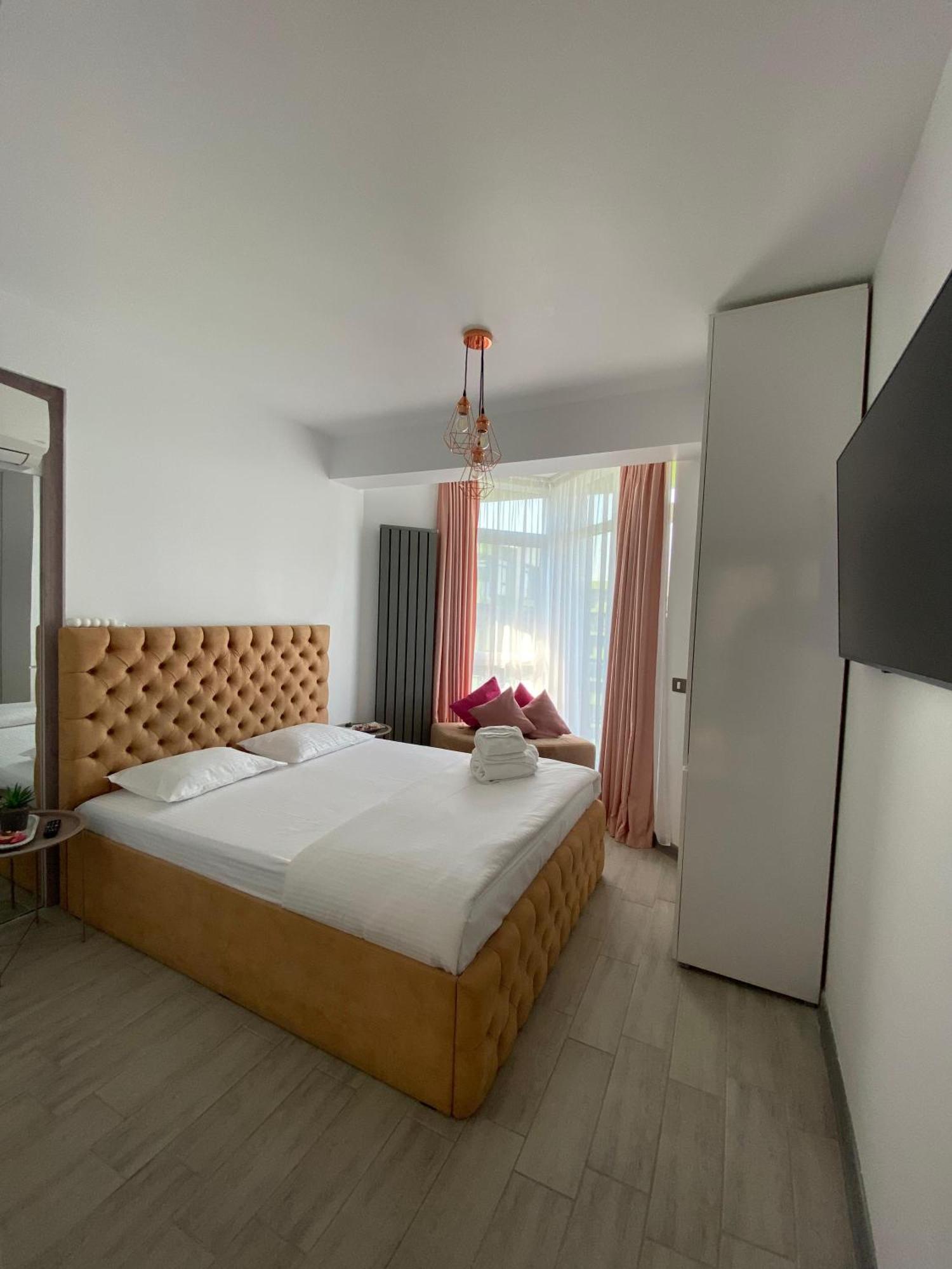 Iako Premium Apartament Năvodari Kültér fotó